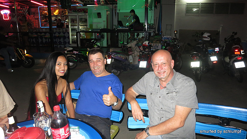 27.10.2013 Smurf Bar