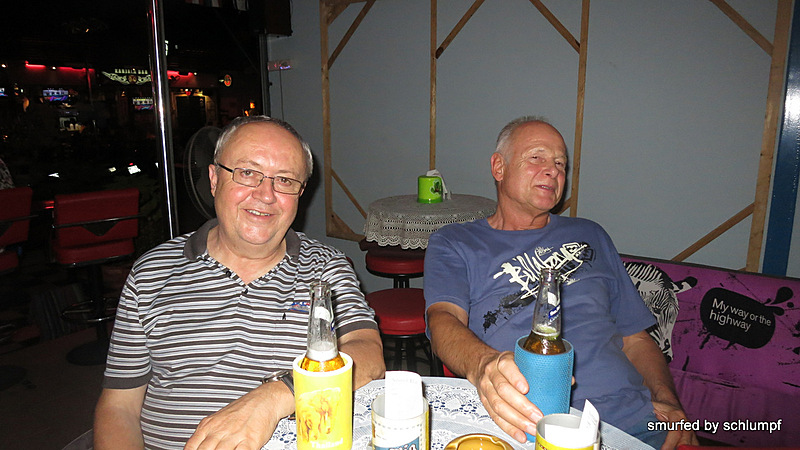 27.10.2013 Smurf Bar