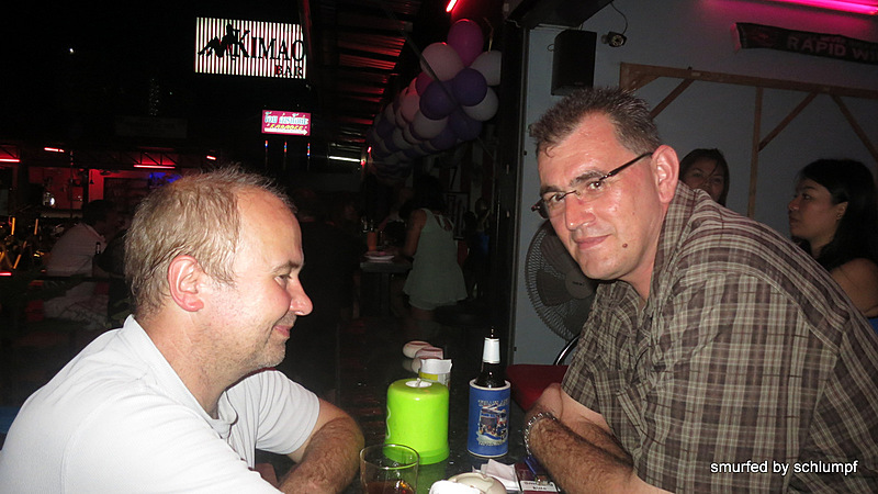 27.11.2013 Smurf Bar