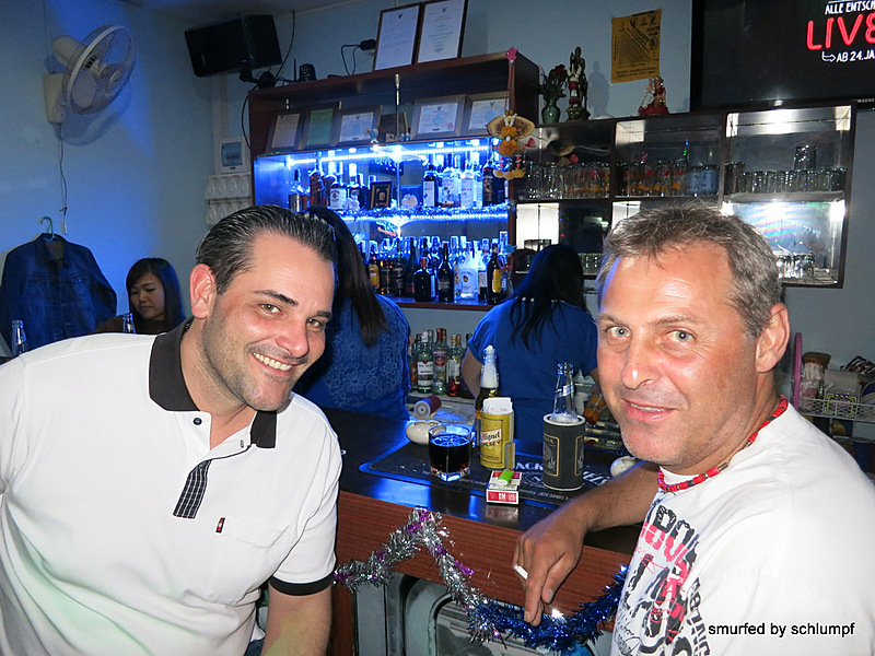 27.12.2013 Smurf Bar