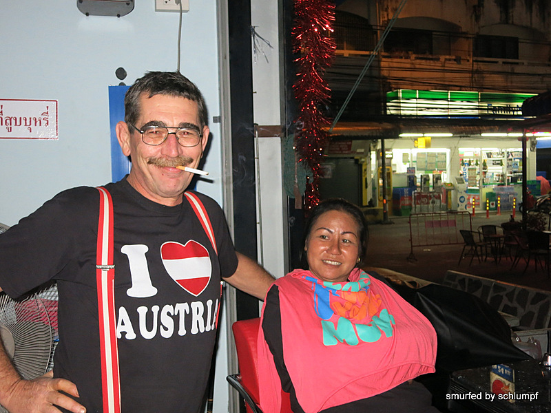 27.12.2013 Smurf Bar