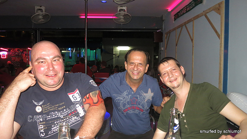 28.11.2013 Smurf Bar