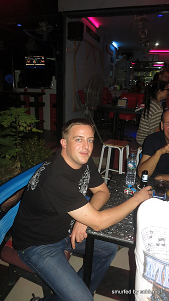 28.11.2013 Smurf Bar
