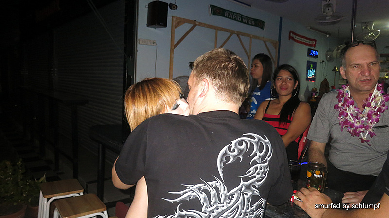 29.11.2013 Smurf Bar