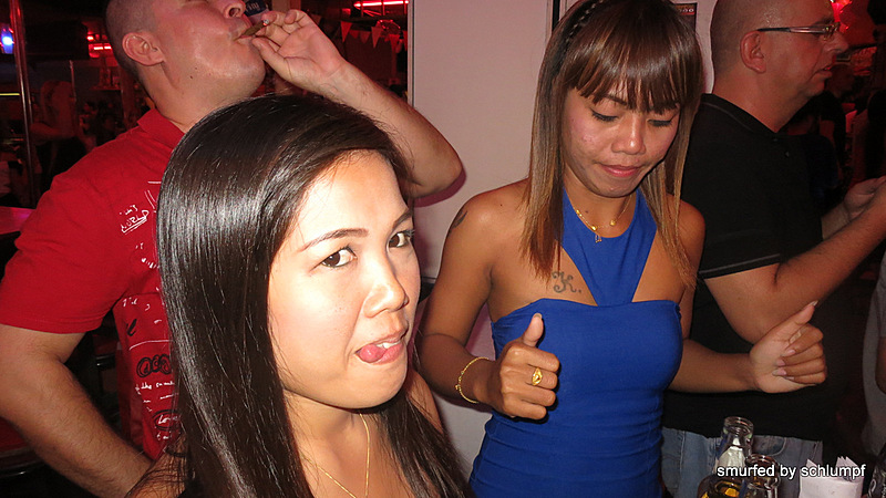 29.11.2013 Smurf Bar