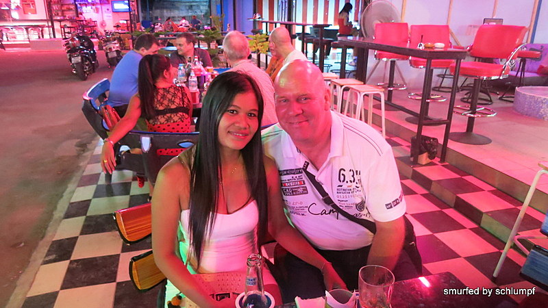 31.10.2013 Smurf Bar