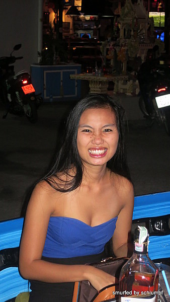 31.10.2013 Smurf Bar
