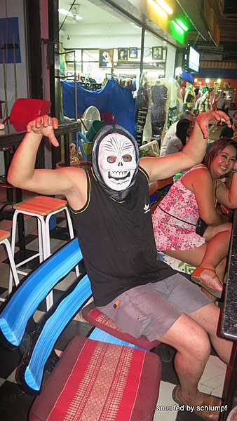 31.10.2013 Smurf Bar