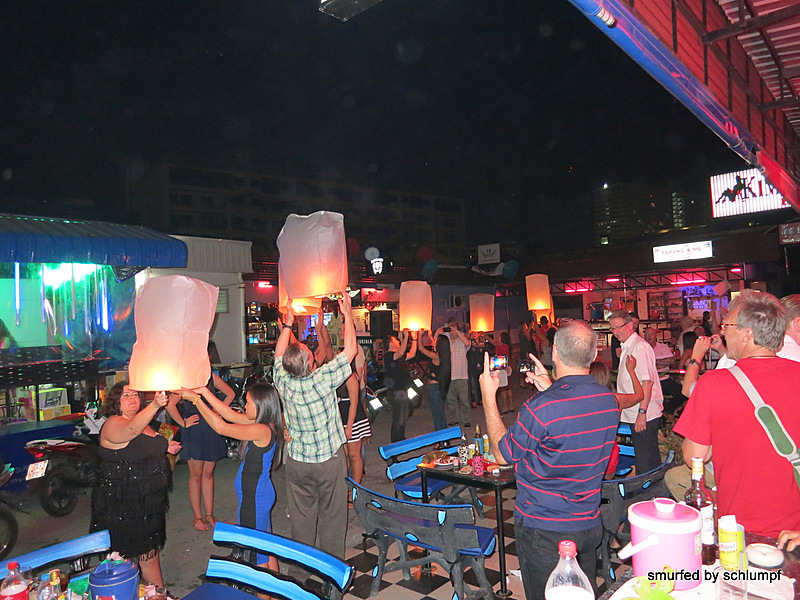 31.12.2013 Smurf Bar