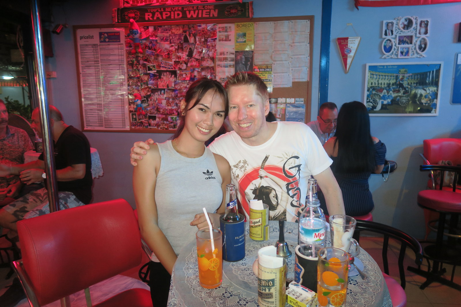 F_092-009