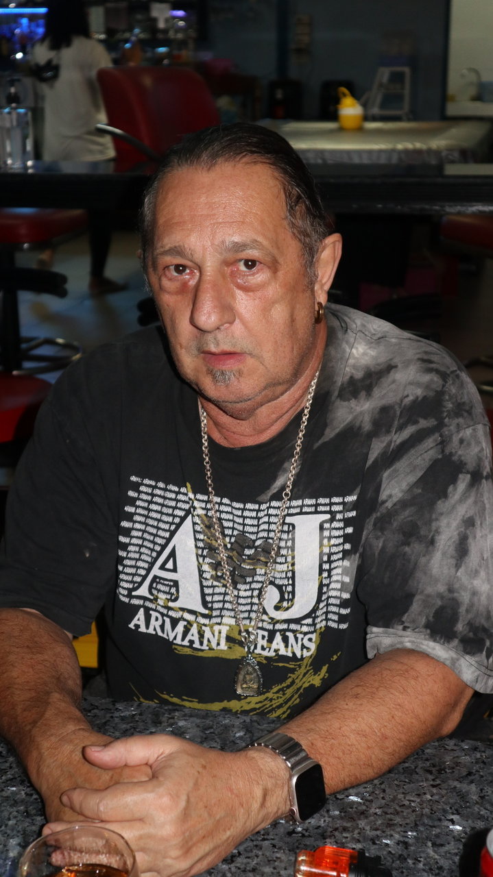 H_232-012.JPG