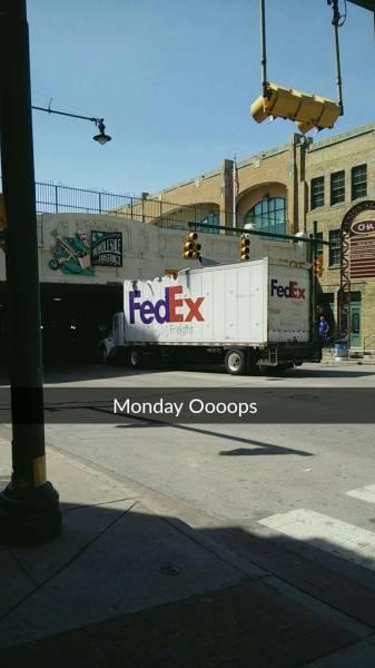 Mondayups