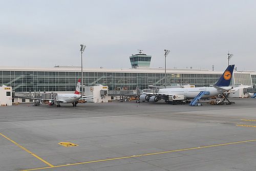 www.austrianwings.info